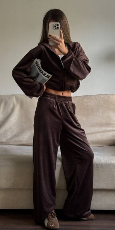 Laisvalaikio kostiumas UA #2