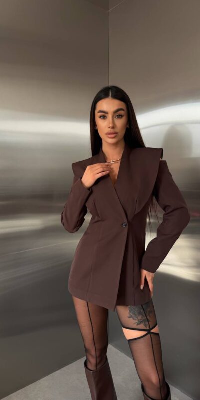 Išskirtinio modelio švarkas #1